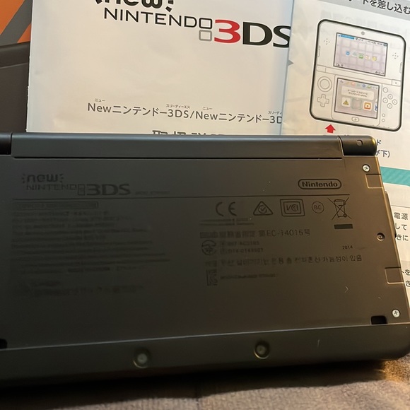 Nintendo 3DS Japanese Version. SUPER NICE!! - Picture 9 of 14